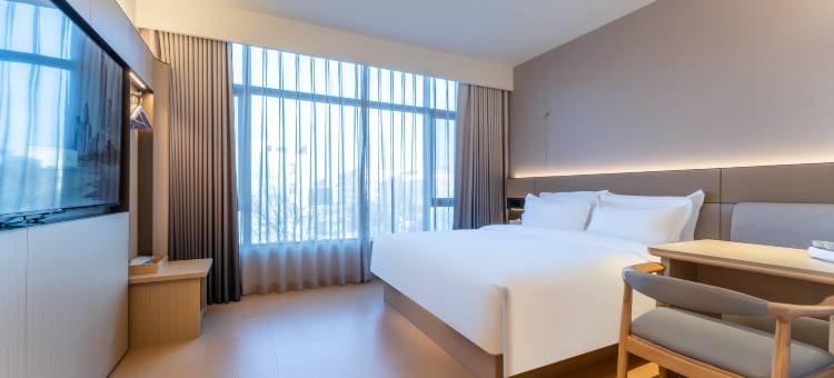 东方君悦酒店(嘉祥站中心街店)图片