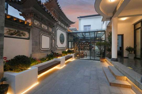 芸溪美宿(古城南门店)