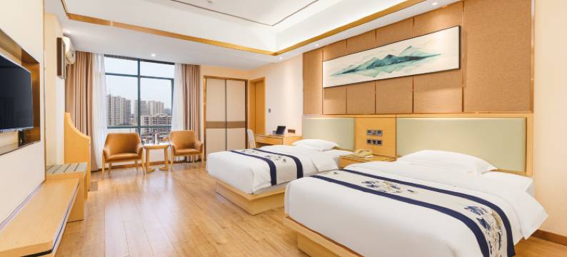 加州酒店(茂名信宜窦州里文化创意街店)图片