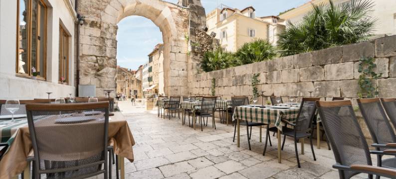 珀里斯提酒店(Hotel Peristil)图片