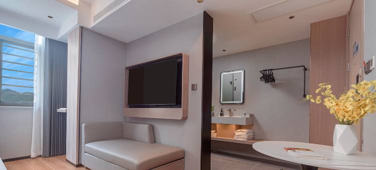 明月湖酒店(百色隆林店)图片