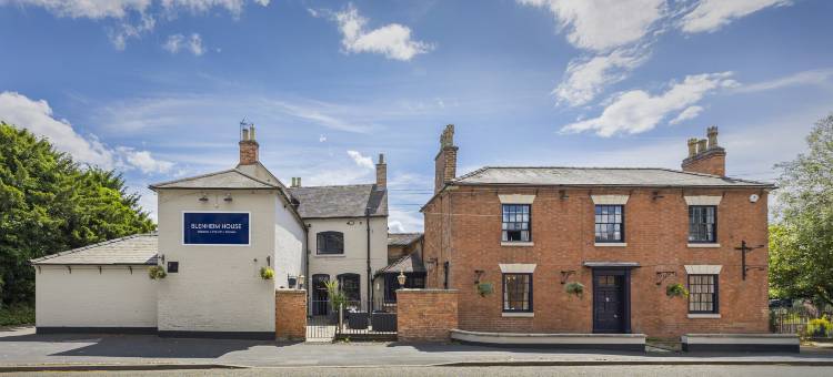 OYO 布伦海姆之家(OYO Blenheim House)图片