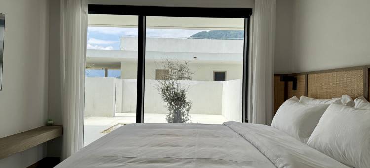 冶勒湖科考酒店图片