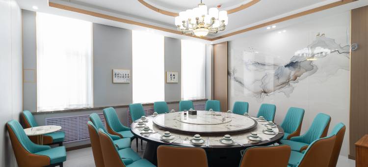 达来诺尔酒店图片