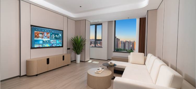 和静陌然酒店图片