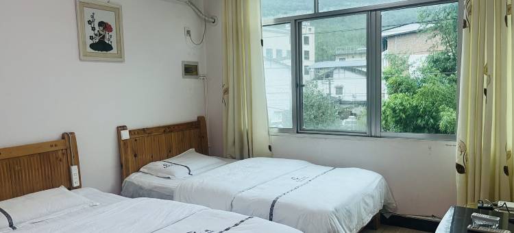剑阁春城客栈图片