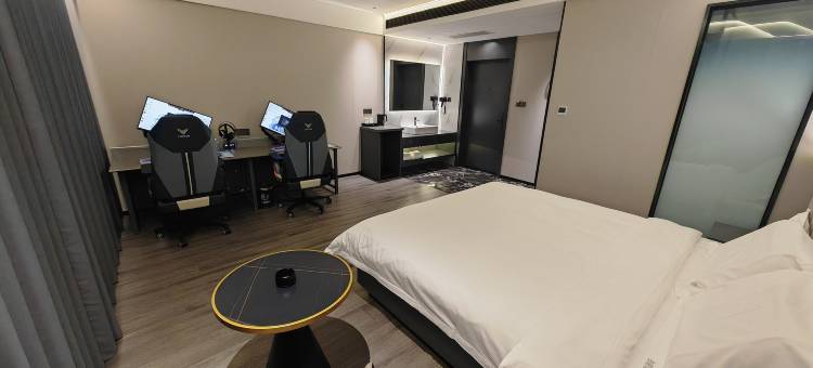 白鲸电竞酒店(辽中商业街店)图片