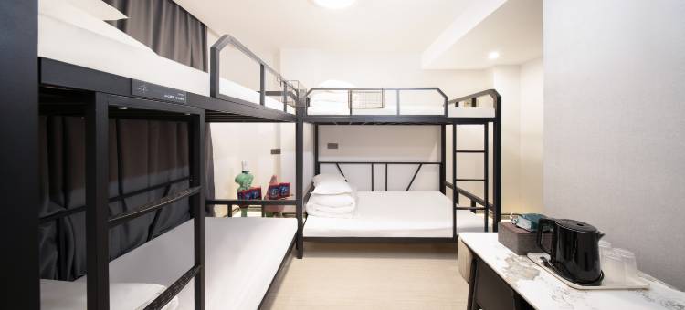 鸽鸽电竞民宿(长乐十洋地铁站店)图片