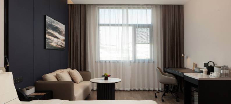 苏州吴江东太湖风景区运河大道亚朵酒店图片