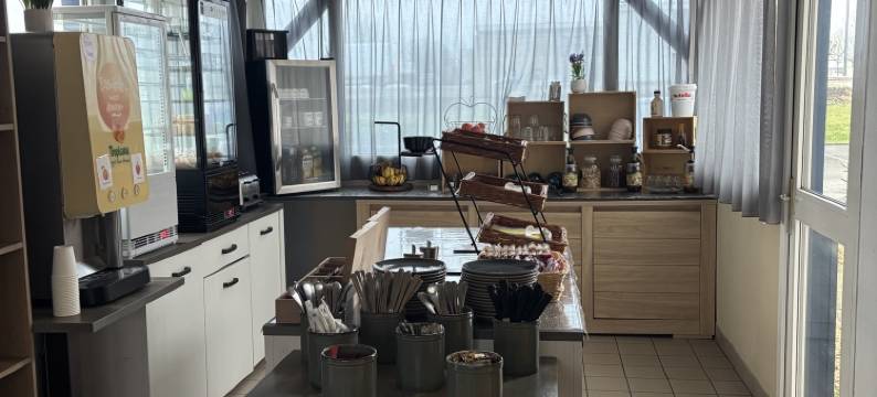 基里亚德布杰苏德酒店(Kyriad Bourges Sud)图片