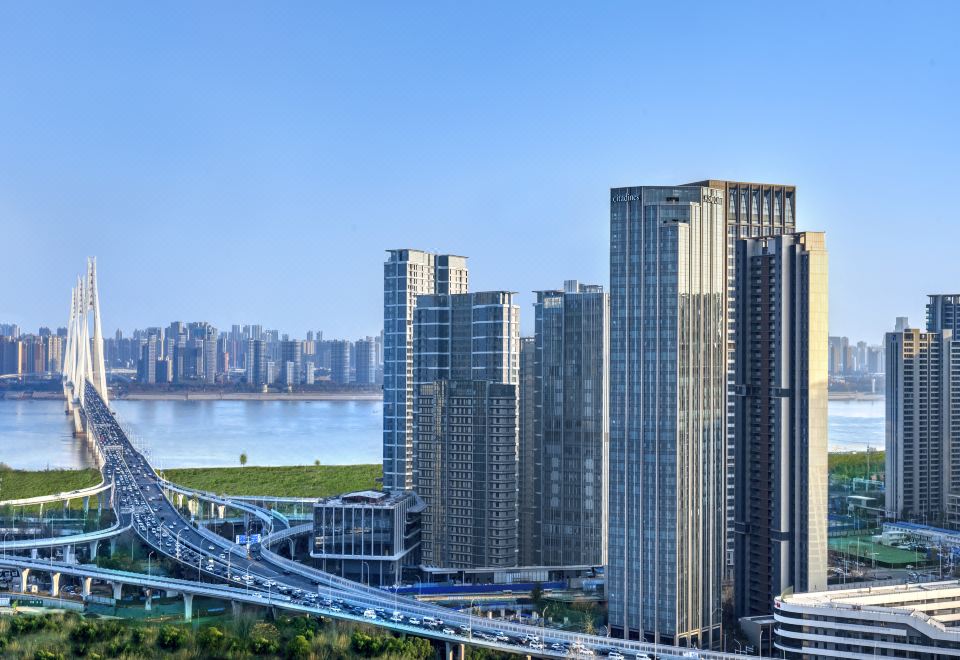 武汉馨乐庭保利滨江公寓酒店外景图