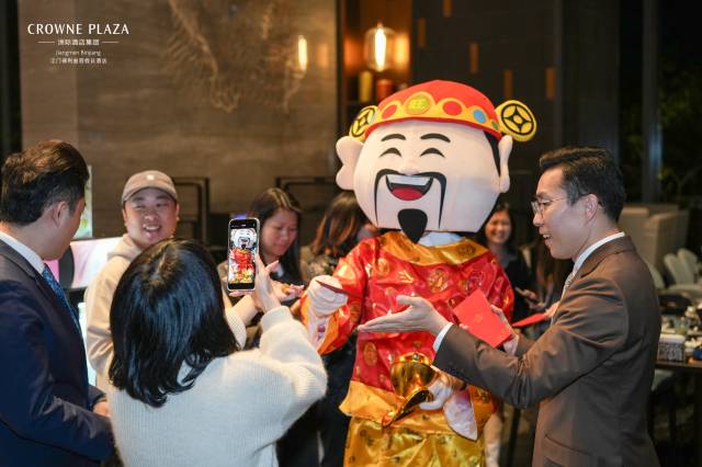 江门保利皇冠假日酒店(园山湖店)图片