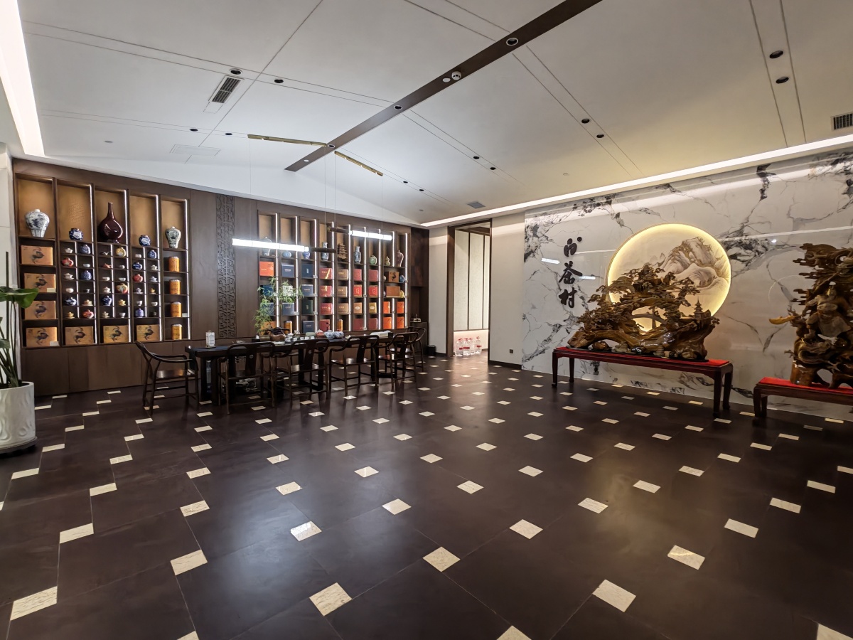 Royal HotelHotel Overview