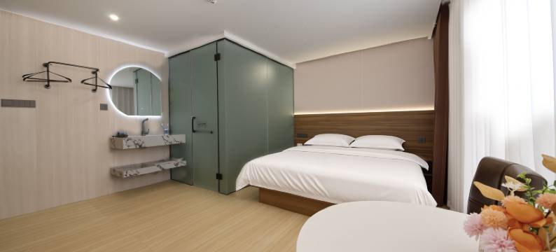 米可酒店(开封万岁山大宋武侠城清明上河园店)图片