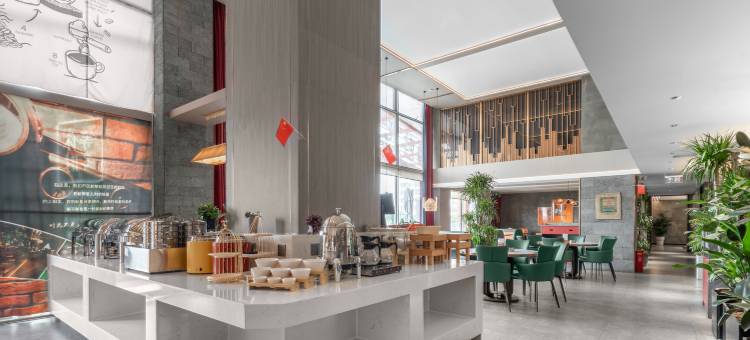 东方奥雅国际酒店(东方高铁站三角公园店)图片