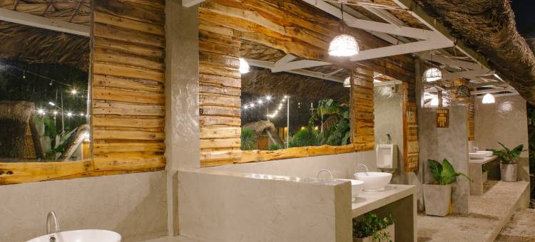 你的兄弟之家部落村(Your Brothers House Tribal Village)图片