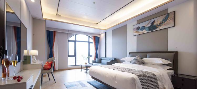 星辰轻奢酒店(高坪万达店)图片