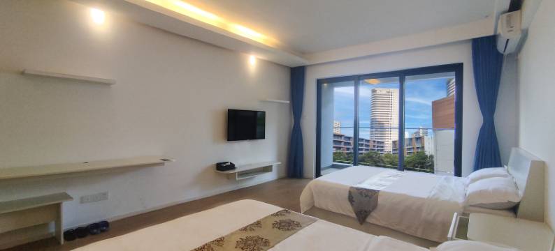 听海故事·海景公寓(小径湾店)图片
