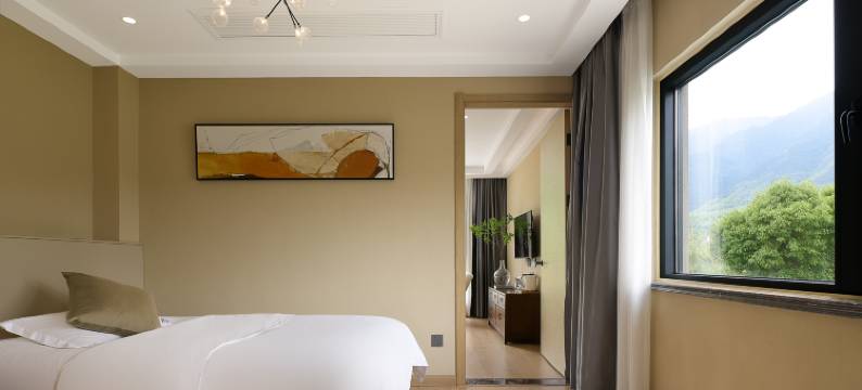 仟遇QIAN YU·温汤亲子美宿(云上草原滑雪熊猫部落店)图片