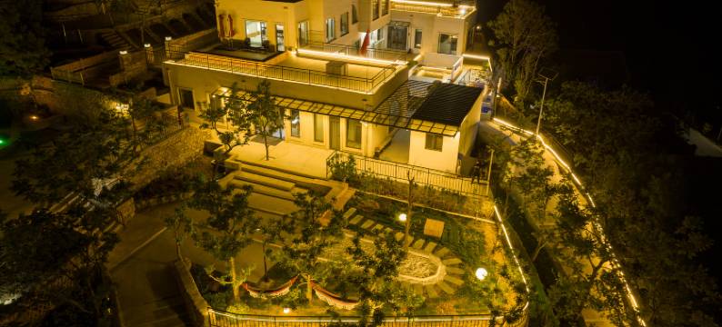 慢山拾舍乡宿(天津梨木台九山顶店)图片