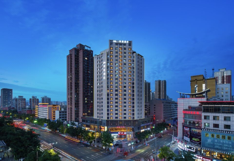 兰州大学天水南路美居酒店外景图
