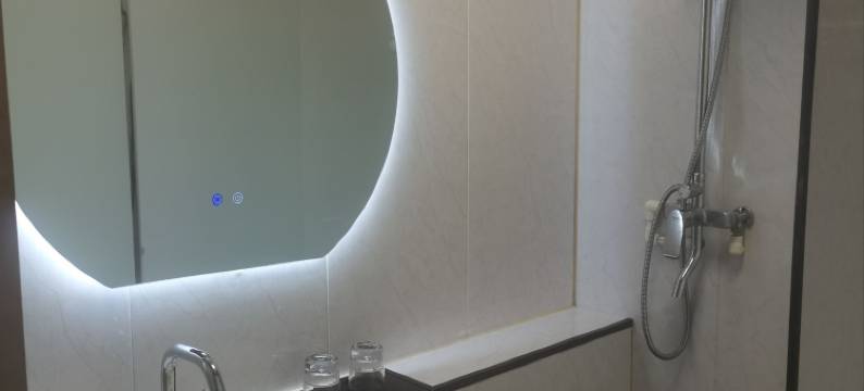 多伦华庭商务酒店图片