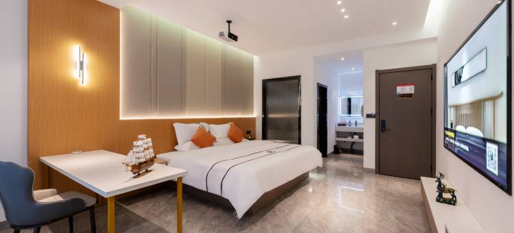 曲靖君肴智慧酒店(外滩万达店)图片