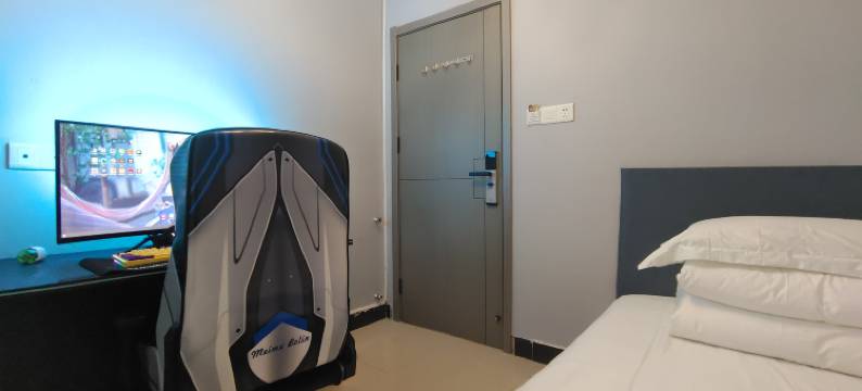 王牌电竞酒店(光谷广场地铁站店)图片