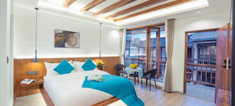 栖岸·Sunshine奢居半山古城全景美宿图片