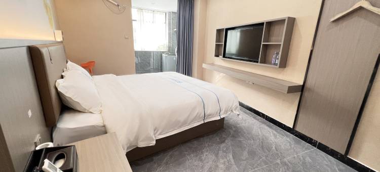 鸿运精品公馆(东莞清溪三中路店)图片
