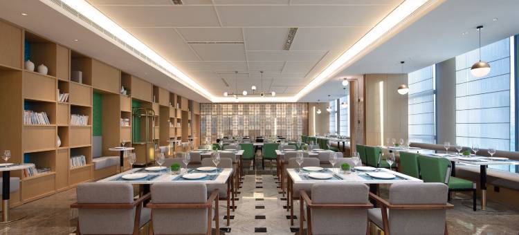 深圳光明虹桥公园希尔顿花园酒店图片