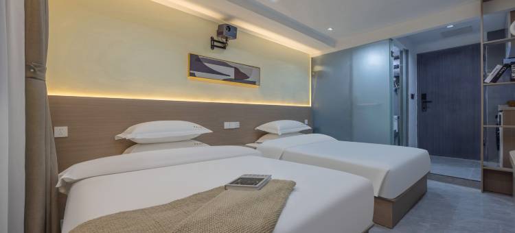 华安轻奢影音式公寓(宁波老外滩店)图片