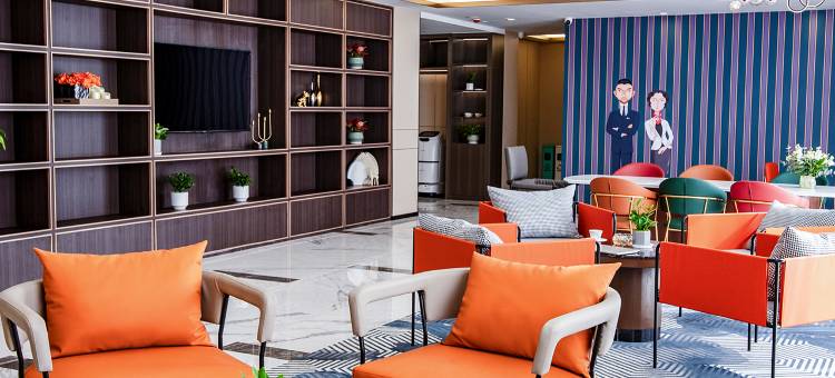 白玉兰酒店(蒙自银河路店)图片