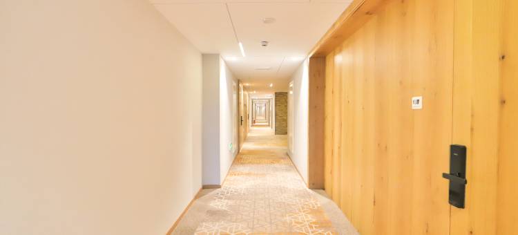 北大湖山湖居酒店图片