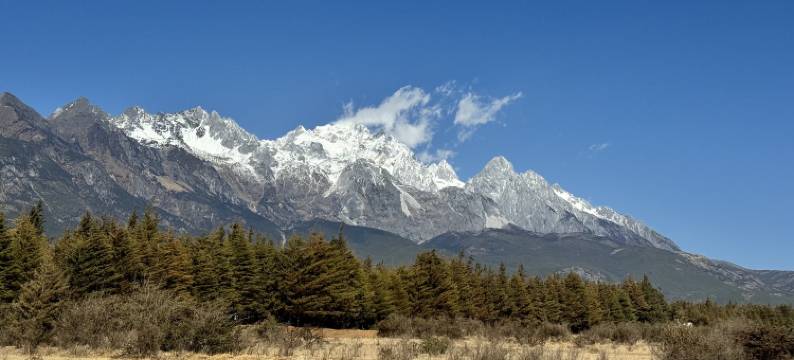 雪马玉龙酒店图片