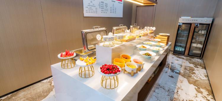 柏曼酒店(临沂兰陵县政府店)图片