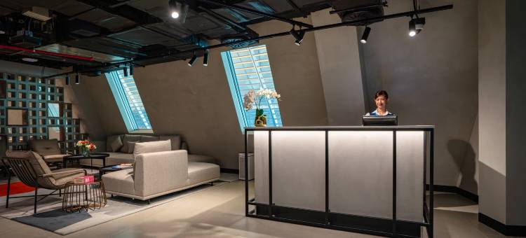 AUHotel - 扎耶德国际机场 - 位于中转区 - 需出示后续登机牌(AUHotel -Zayed International Airport-Located in Transit Area -Onwards Boarding Pass Required)图片