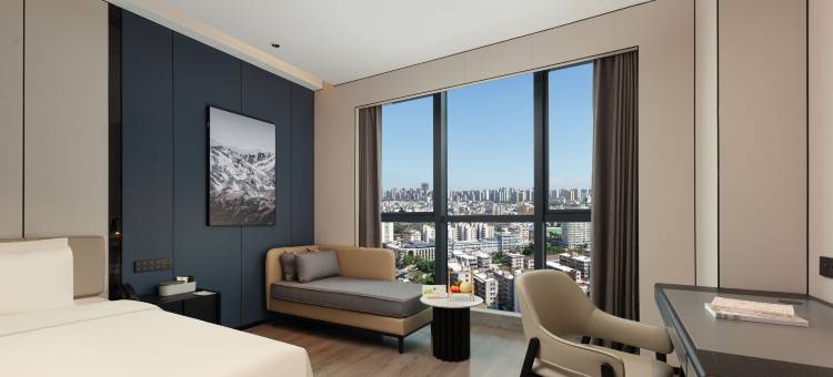 萍乡安源天虹广场亚朵酒店图片