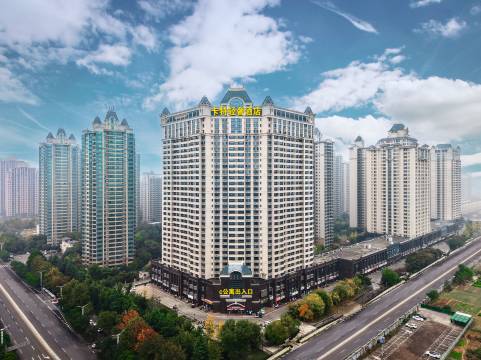 卡特轻奢酒店(许昌学院高铁东站店)