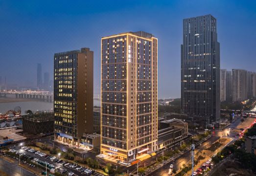 全季酒店（南昌红谷滩省博物馆店）外景图