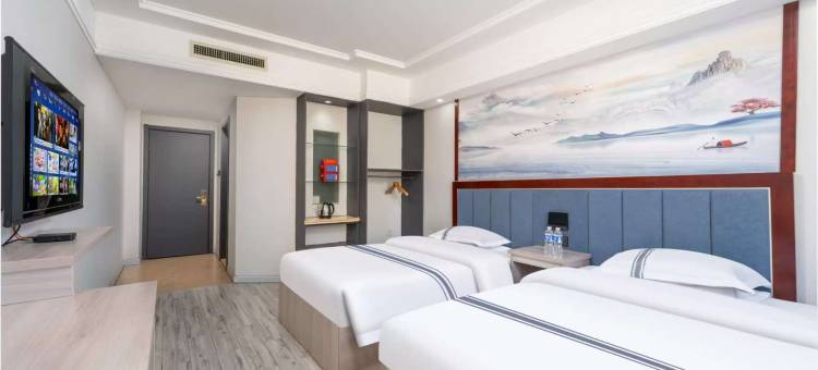 睿柏·云酒店(鄂尔多斯万达广场店)图片