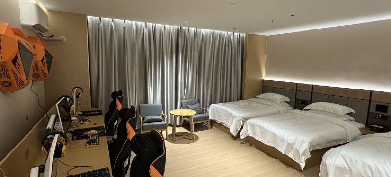 永靖鑫家电竞酒店图片