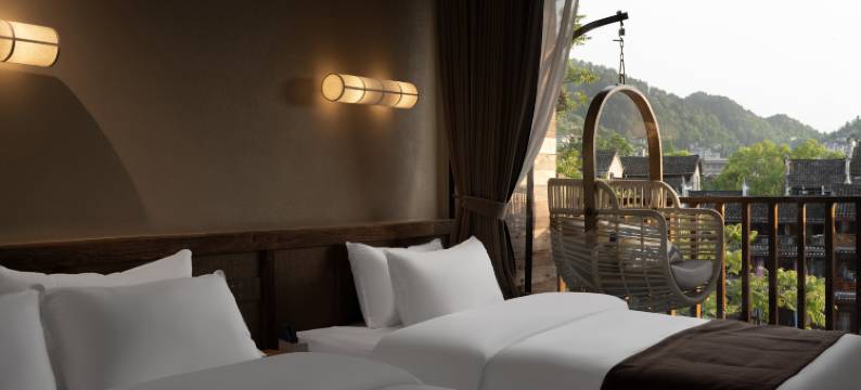 花语清晨江景民宿(凤凰古城虹桥店)图片