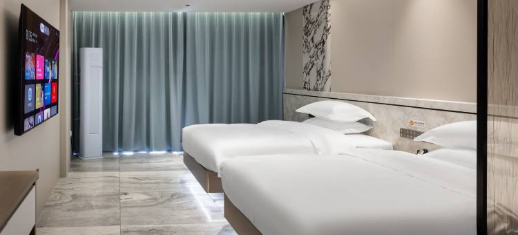 艺龙玺程国际酒店(商丘夏邑新孔雀园长寿阁店)图片