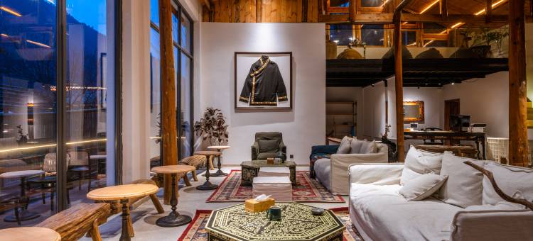 云孚里云宿·镜水云居私汤民宿(九寨沟千古情店)图片