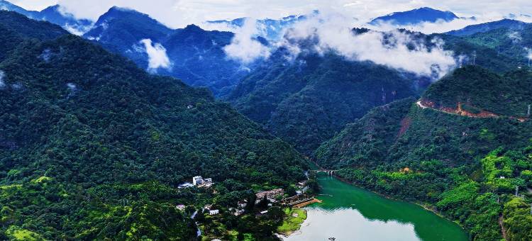 半山听雨民宿图片