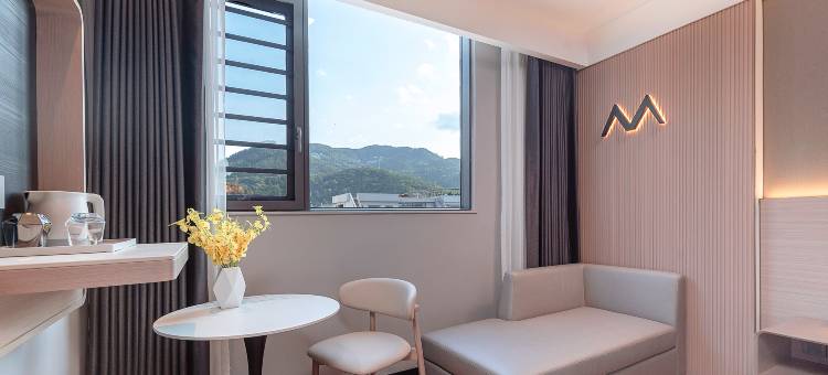 明月湖酒店(百色隆林店)图片