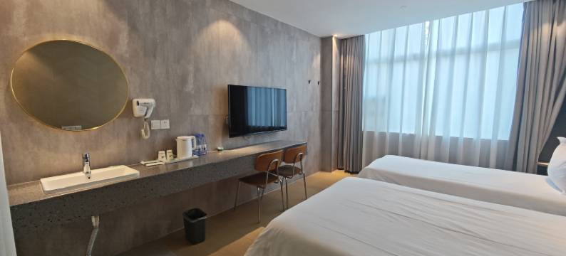 乐驿酒店(郑州正弘城店)图片