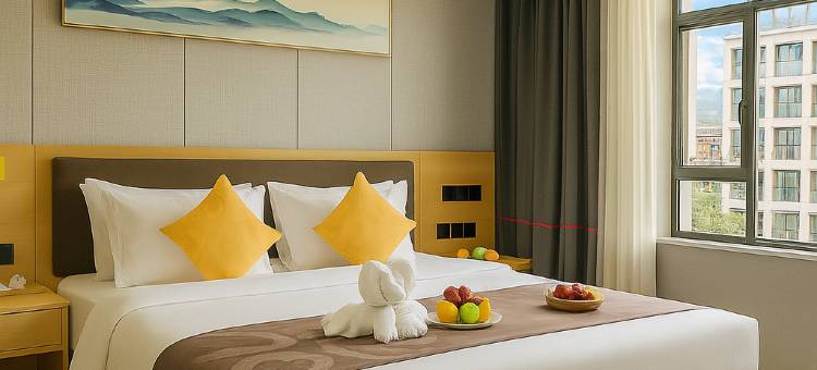 花美时酒店(白塔公园甘孜古镇店)图片