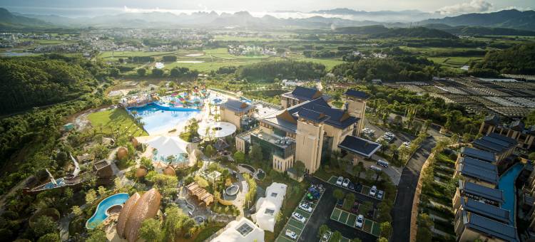 韶关龙泰翁山源温泉城图片